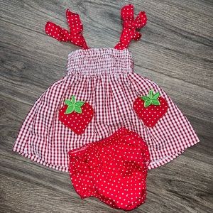 Infant Top and Bottom Set 🍓